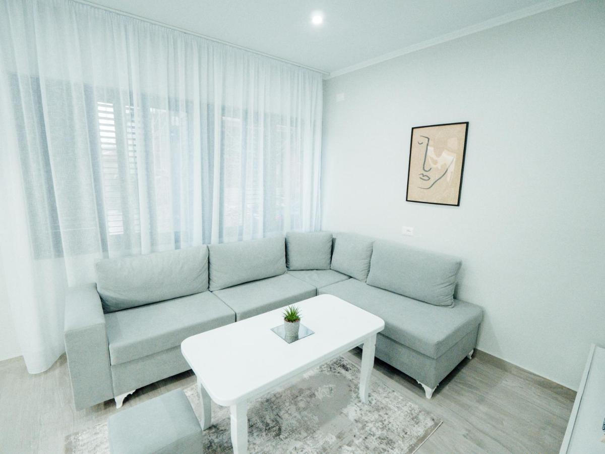 Dionis House Villa Shkoder Bagian luar foto