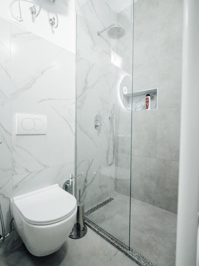 Dionis House Villa Shkoder Bagian luar foto